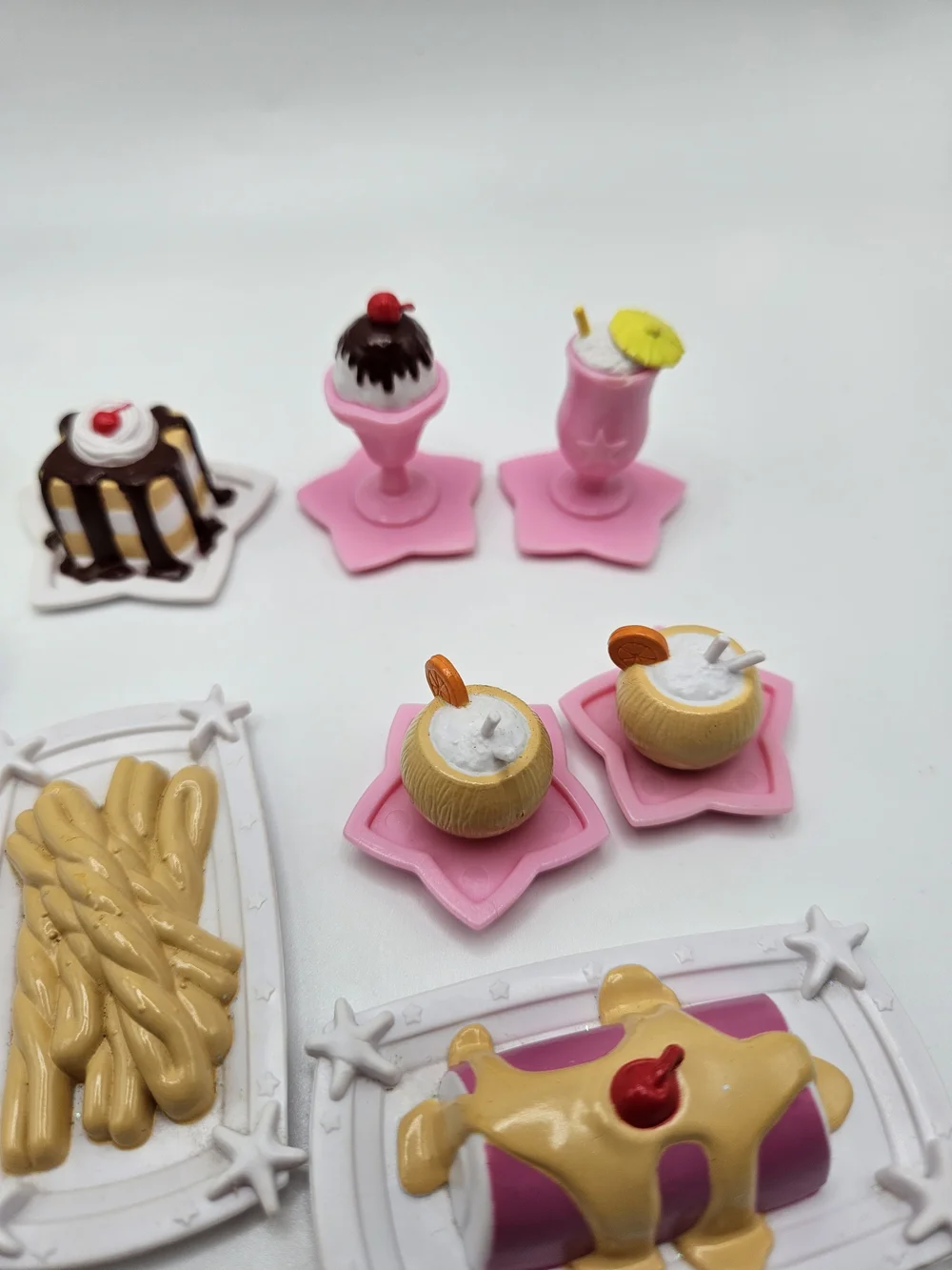 Barbie 2002 Cruise Ship Replacement Buffet Food and Tropical Drinks Lot Pizza